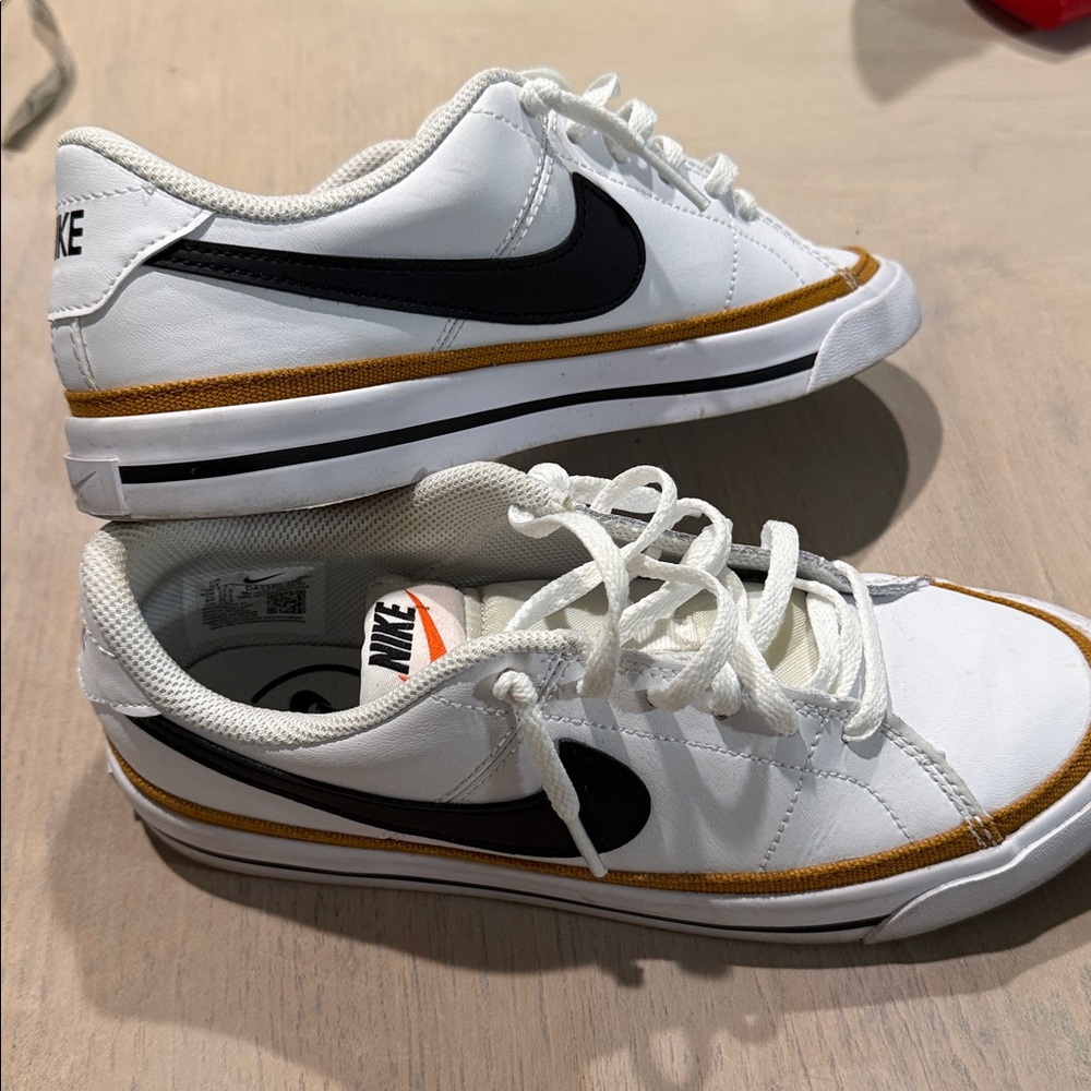 Nike Boy's Court Legacy